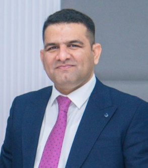وسام نادر نجم